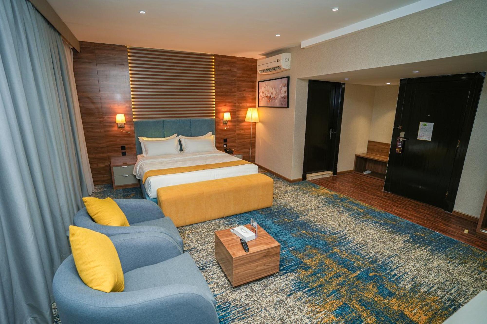 เฮเวน พลาซ่า Hotel ริยาดห์ ภายนอก รูปภาพ