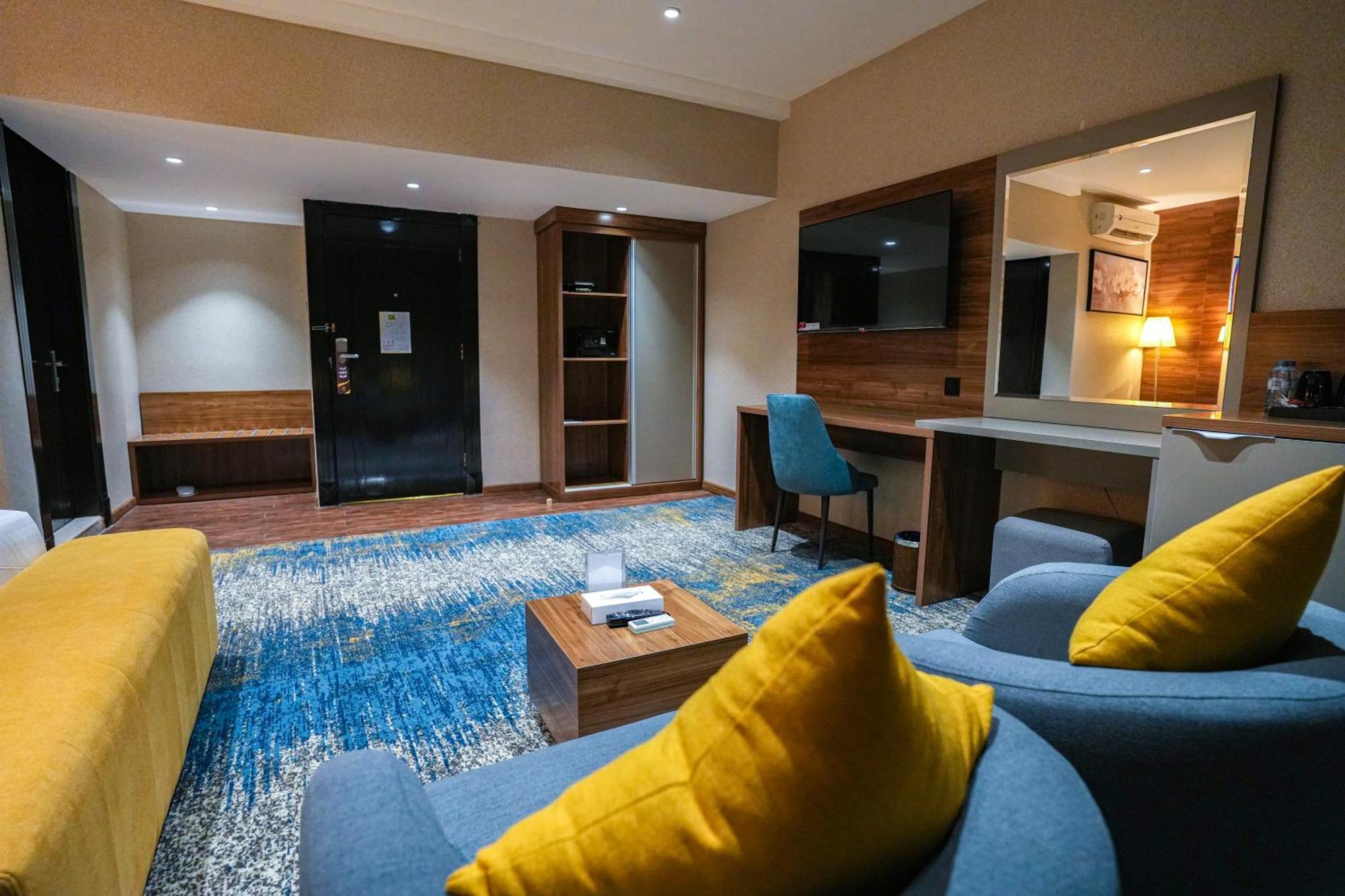 เฮเวน พลาซ่า Hotel ริยาดห์ ภายนอก รูปภาพ